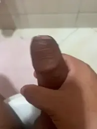 novinn13 webcam model stream image