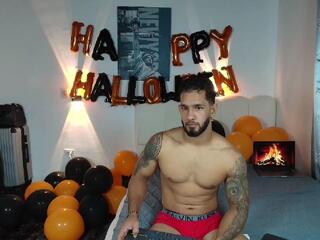Miike Thomson webcam flirt4free model stream image