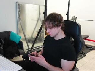 Charles Dreams webcam model stream image