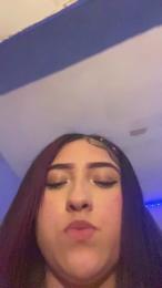 _____19 webcam model stream image