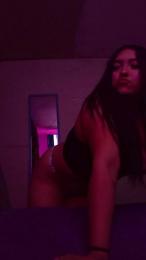 _____19 webcam cam4 model stream image