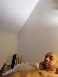 Shotariano webcam model stream image