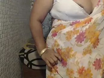 Oh_Maya webcam model stream image