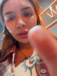 FlashTitsRoyal webcam stripchat model stream image