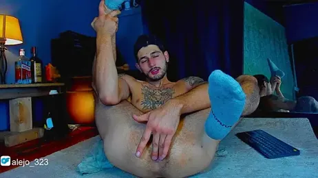 alejo__323__ webcam stripchat model stream image