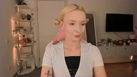 Tiffany_Paw webcam stripchat model stream image