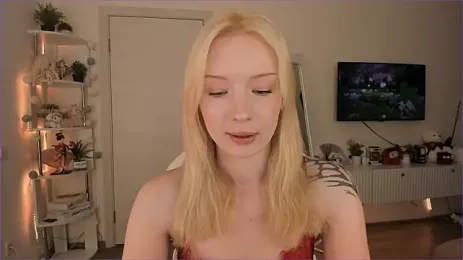 Tiffany_Paw webcam stripchat model stream image
