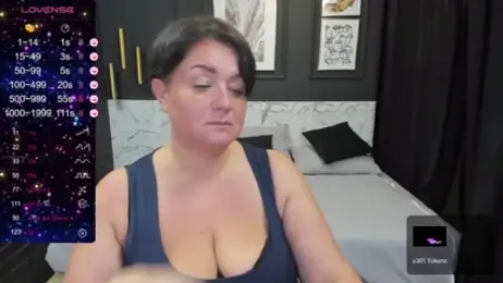 JenniferLight webcam model stream image