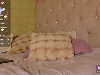 ManuMeow webcam model stream image