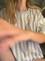 FarahZahra webcam model stream image