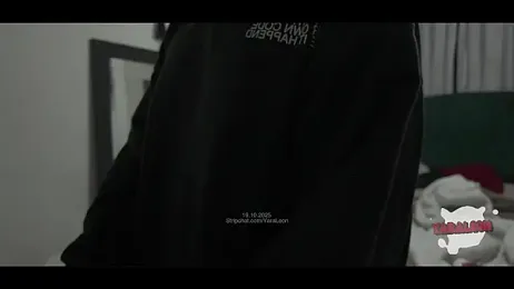 YaraLeon webcam model stream image