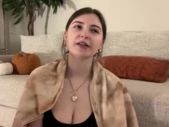 fantasyella webcam model stream image