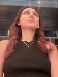 QuitieLia webcam model stream image