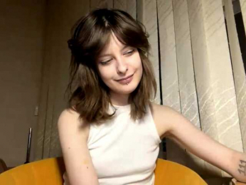 LynellGarzia webcam model stream image