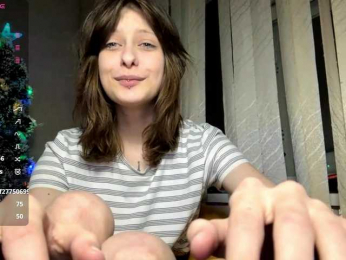 LynellGarzia webcam model stream image