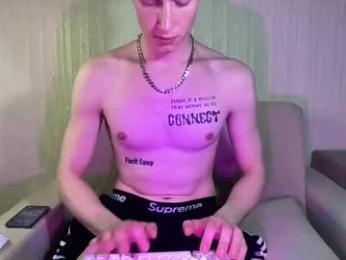 travis_gracile webcam model stream image