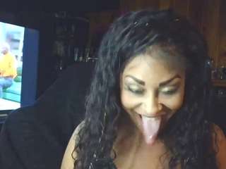 lushdiamondz webcam model stream image