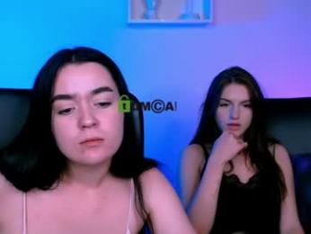 aria_glow webcam model stream image