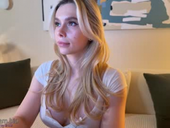 _hidden_gem_ webcam model stream image