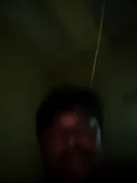 TomByron22 webcam model stream image