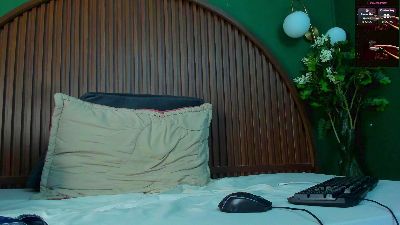 Hairy_and_dirty webcam model stream image