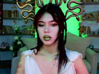 CoralineJones webcam model stream image