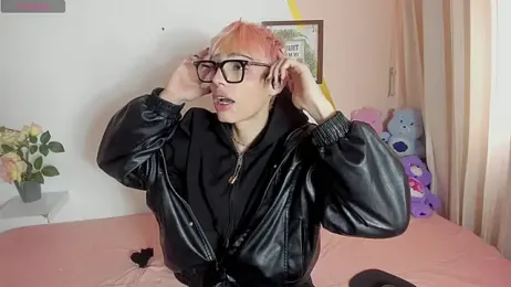 Strawberry_Kitty_ webcam model stream image