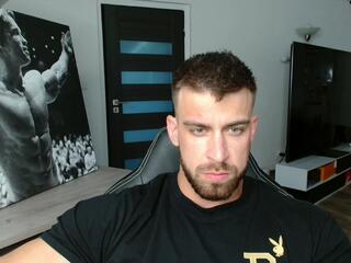 Beau Tucker webcam model stream image