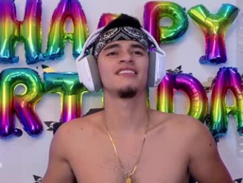 ponyo_1 webcam model stream image