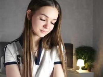 auroralowen webcam model stream image