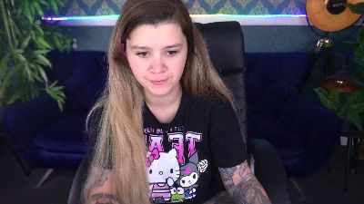AmellyMillyy webcam model stream image