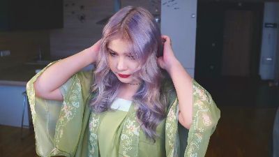 ChangMcrae webcam model stream image