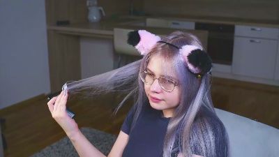 ChangMcrae webcam model stream image