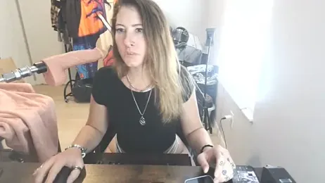 M3TAA webcam model stream image