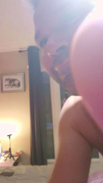 Milyjeje webcam model stream image