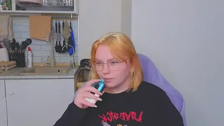 soft_focus webcam model stream image