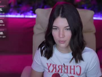 yourlolabunny webcam model stream image