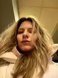 MaryHiggins webcam model stream image