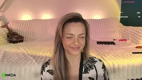 Kylie_Desire webcam stripchat model stream image