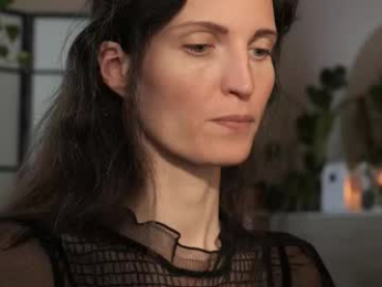 yulladao webcam model stream image