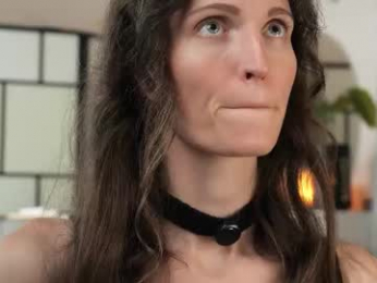 yulladao webcam model stream image