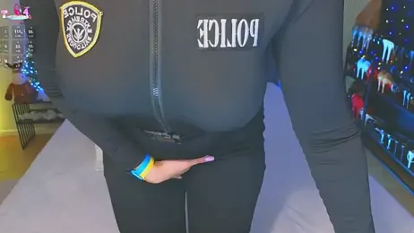 Kira_from_UA webcam model stream image