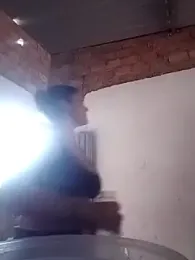 sofi_li webcam model stream image