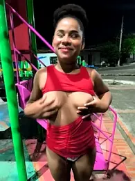 Mia-sensual webcam model stream image