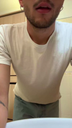 Alerunner_ webcam model stream image