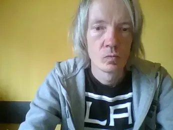 Julien_emperor webcam model stream image