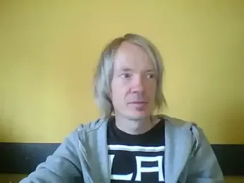 Julien_emperor webcam model stream image