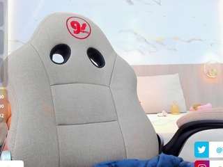 valirya-devote webcam model stream image