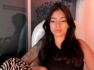 victoria-becker webcam model stream image