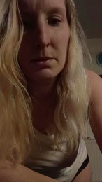 lablonde8 webcam model stream image